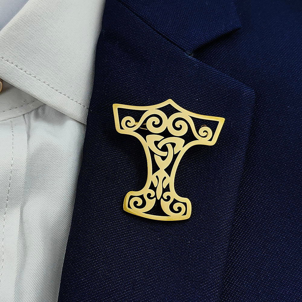 Celtic Knot Brooch Pin